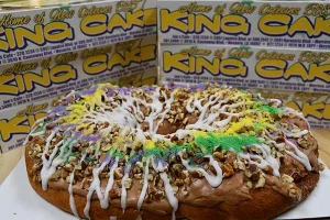 traditional vs specialty king cake - las cruces tex mex - king cake in metairie