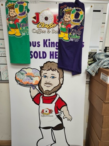 How-New-Orleans-Celebrates-Mardi-Gras-Through-Food-king-cake-in-new-orleans- las cruces tex mex